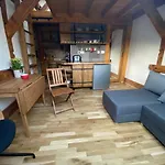 Apartament Atifa *