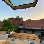 Atifa Apartament *